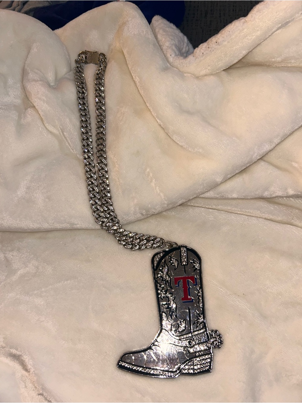 Texas Rangers MLB Silver Boot Chain Necklace Rhinstone Cowboy Boot SGA 2026